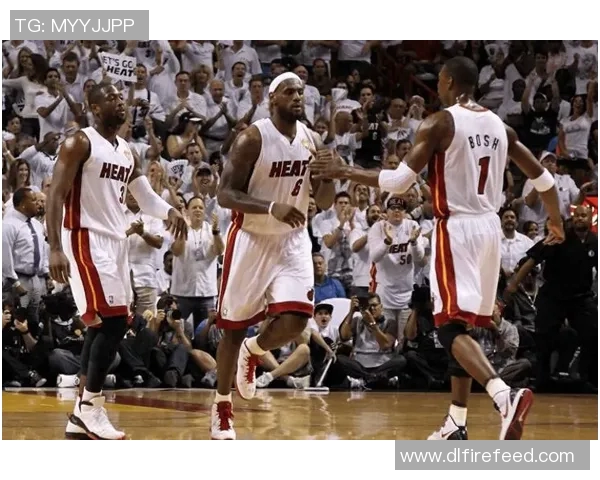 2008年NBA热火队与对手的激烈对决回顾与精彩瞬间分析