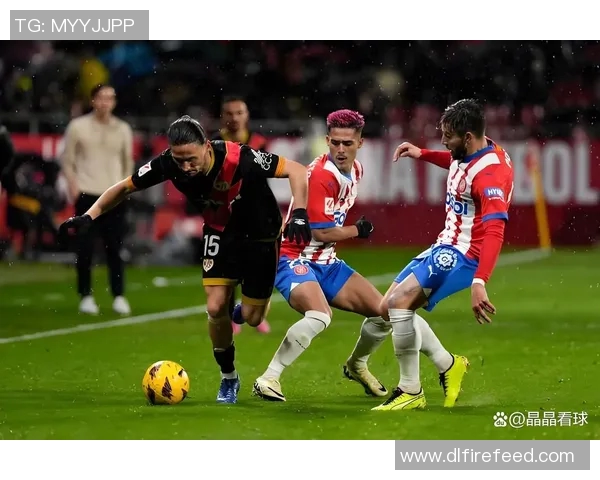 阿甲联赛精彩对决飓风队迎战大学队争夺胜利荣耀